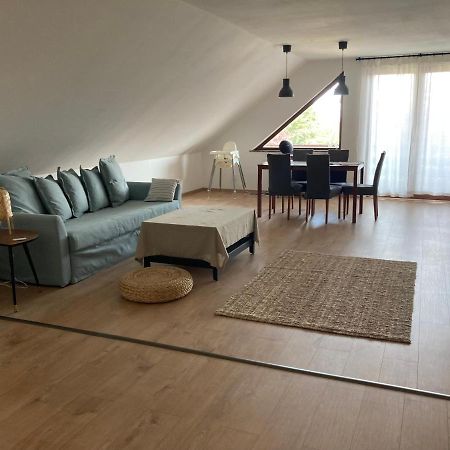 Karadi Apartman Zánka Eksteriør billede