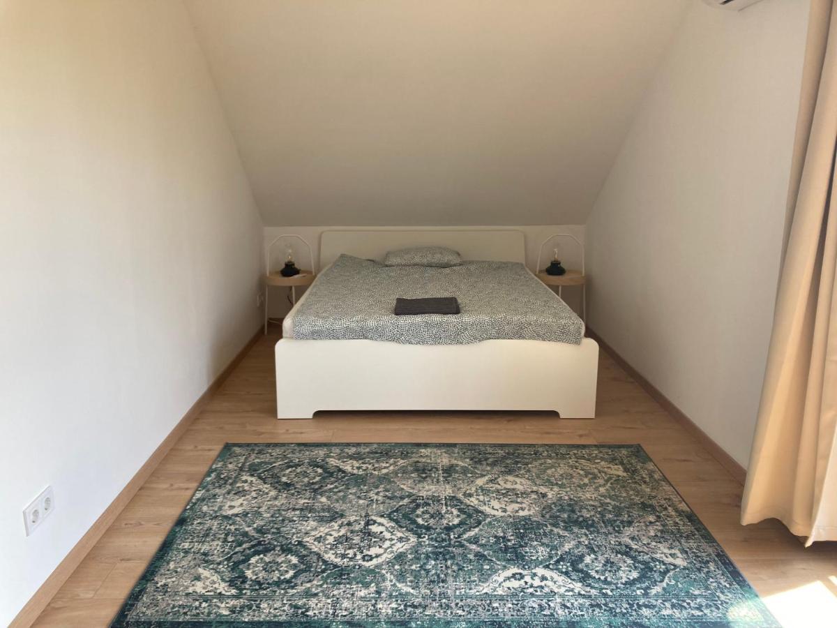 Karadi Apartman Zánka Eksteriør billede